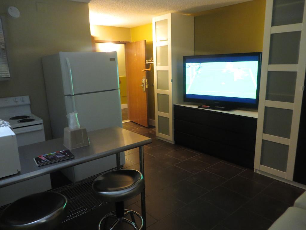 Riverside Suites North Mankato Δωμάτιο φωτογραφία